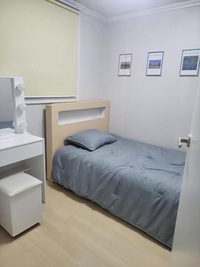 Newly Renovated 2 Bedroom Apartment #7 Seoul Eksteriør bilde