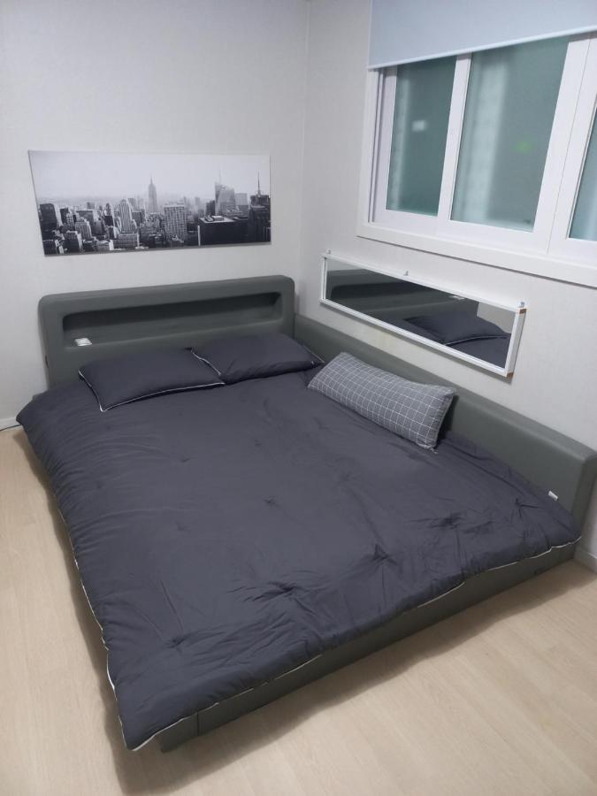 Newly Renovated 2 Bedroom Apartment #7 Seoul Eksteriør bilde