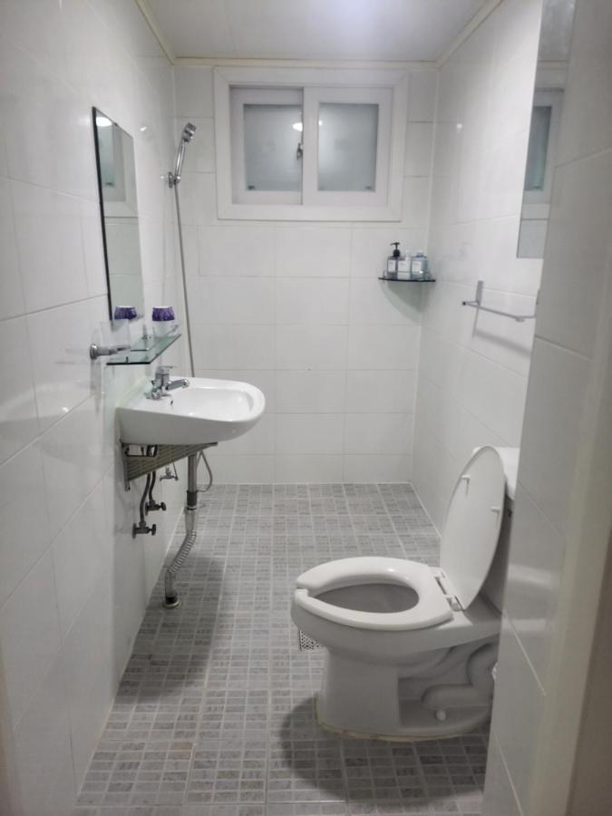 Newly Renovated 2 Bedroom Apartment #7 Seoul Eksteriør bilde