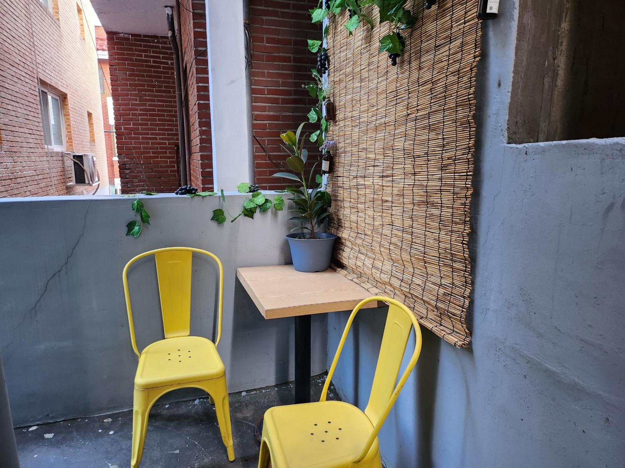 Newly Renovated 2 Bedroom Apartment #7 Seoul Eksteriør bilde